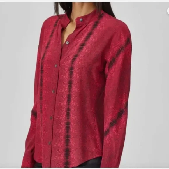 Equipment 100% Silk Blouse. Excellent condition. No flaws. - Picture 3 of 8